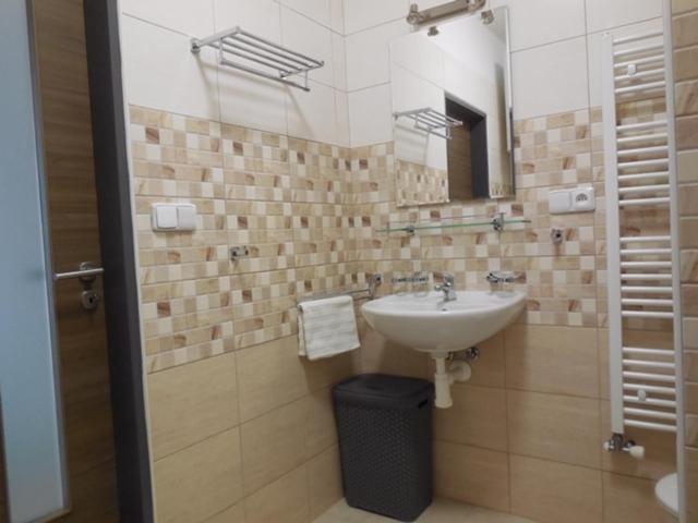 Apartman Kamenice Kamenice nad Lipou Bagian luar foto